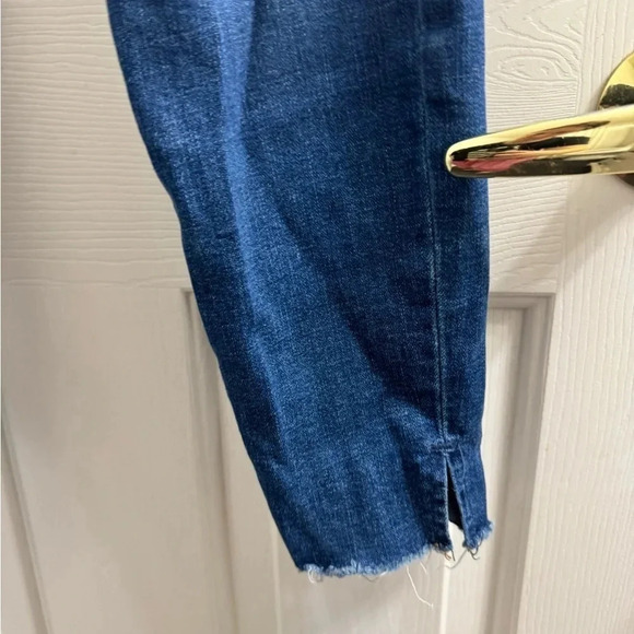 Old Navy rockstar size 2 skinny jeans - Picture 3 of 7